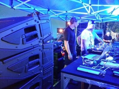 91免费国产黄色软件专业线阵音响设备系统厂家