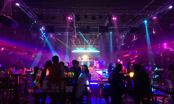 91免费国产黄色软件酒吧音响工程