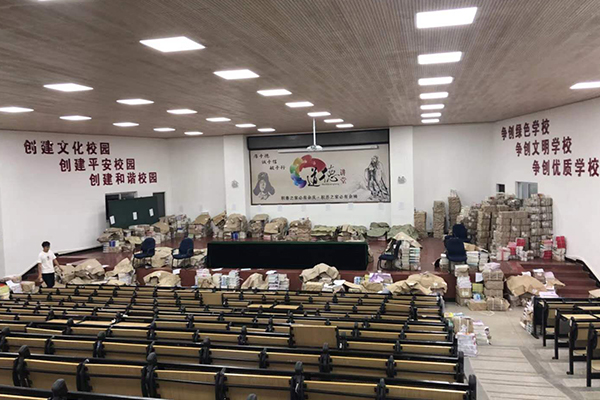 专业音响设备落户昆明市宜良县第三中学多功能厅