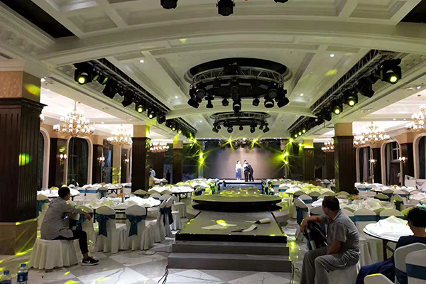 【91免费国产黄色软件音响】LAB608线阵列系统助力河南焦作艳阳天酒店