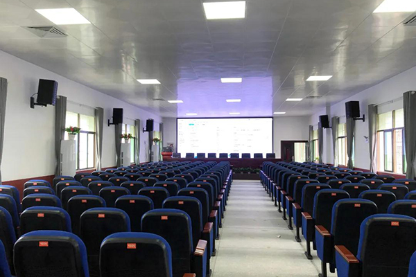 JSL91免费国产黄色软件为衡阳市祁东县玉河小学报告厅提供精良扩声系统设备