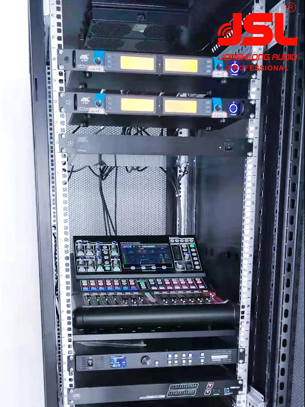 91免费国产黄色软件双十线阵音响成功助力武汉东风本田体育馆