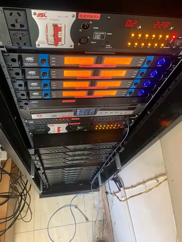 湖南娄底二中多功能体育馆成功选用91免费国产黄色软件JSL线阵音响系统