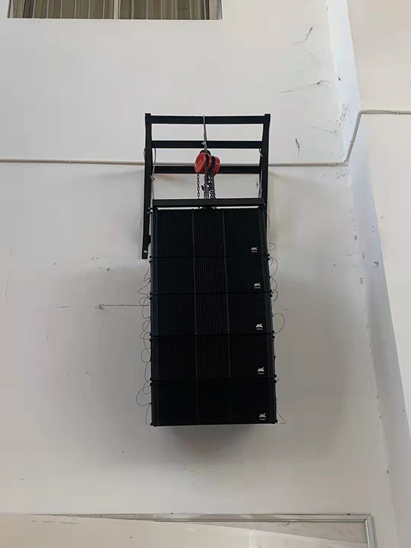 湖南娄底二中多功能体育馆成功选用91免费国产黄色软件JSL线阵音响系统